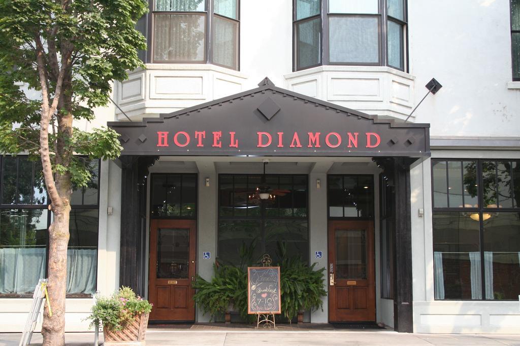 Hotel Diamond Chico Exterior photo